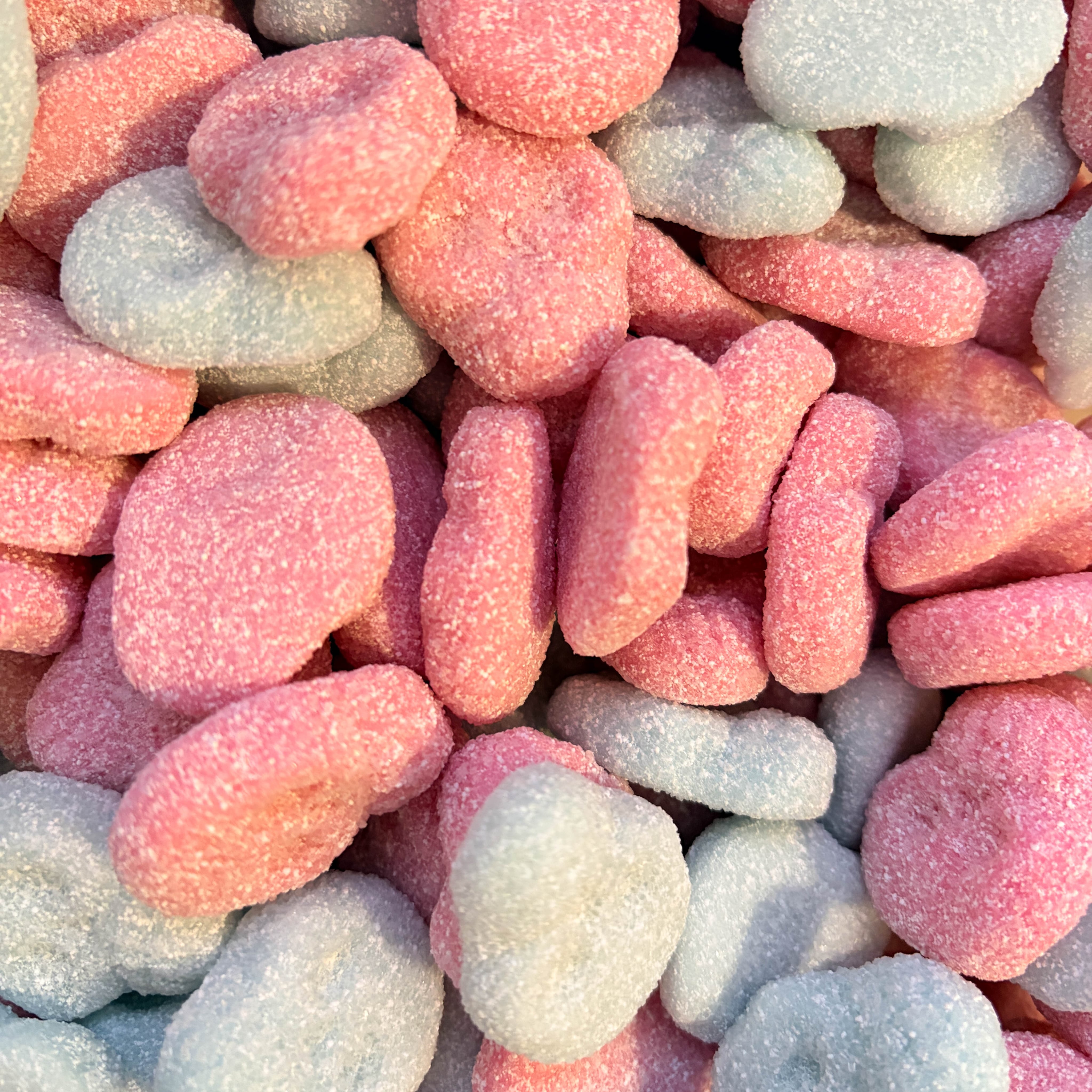 Frisia Sour Skull Pink & Blue 100g - Vegan Sour Marshmallow Skull (Bubblegum Flavour)