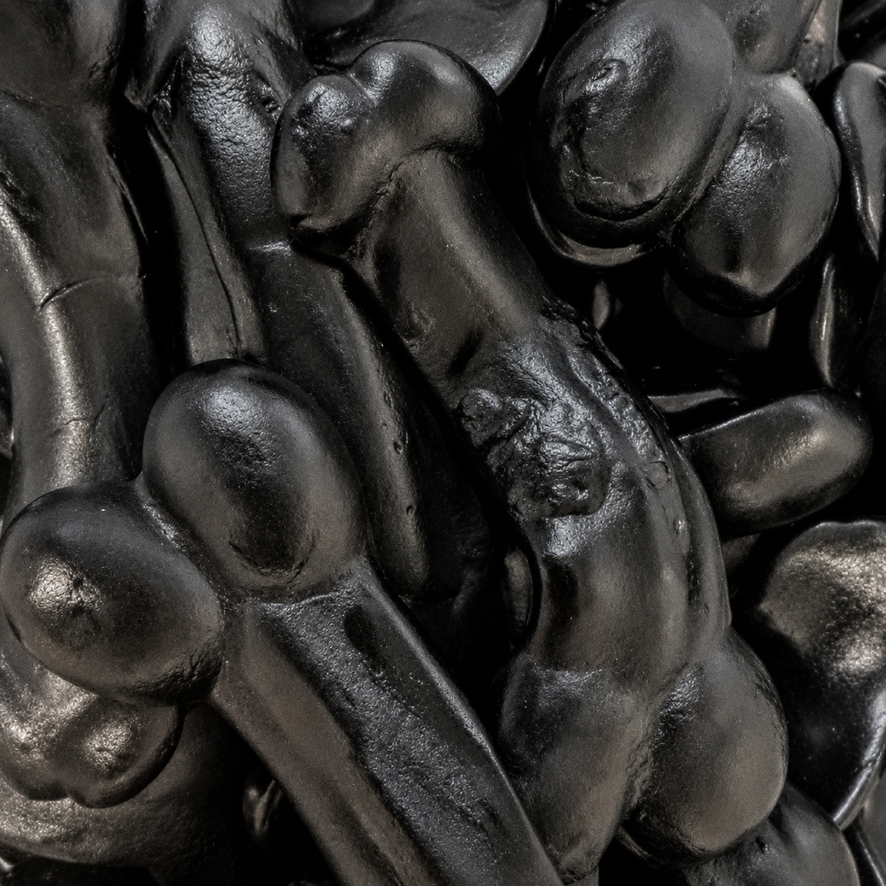Ravazzi Maxi Dick Black 100 g – Kólaízű intim fekete kuki gumicukor