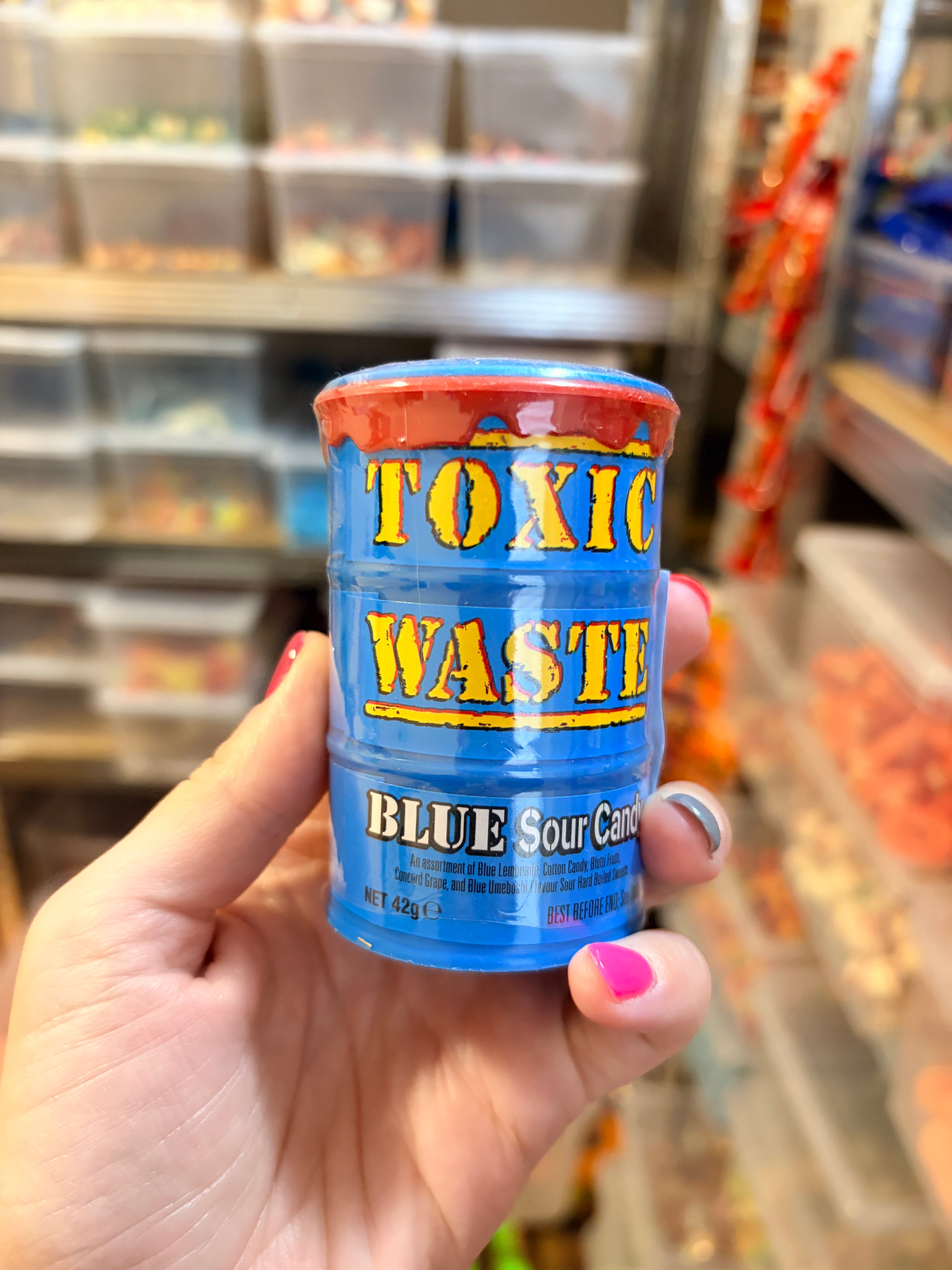 Toxic Waste Blue Sour Candy kék hordó 