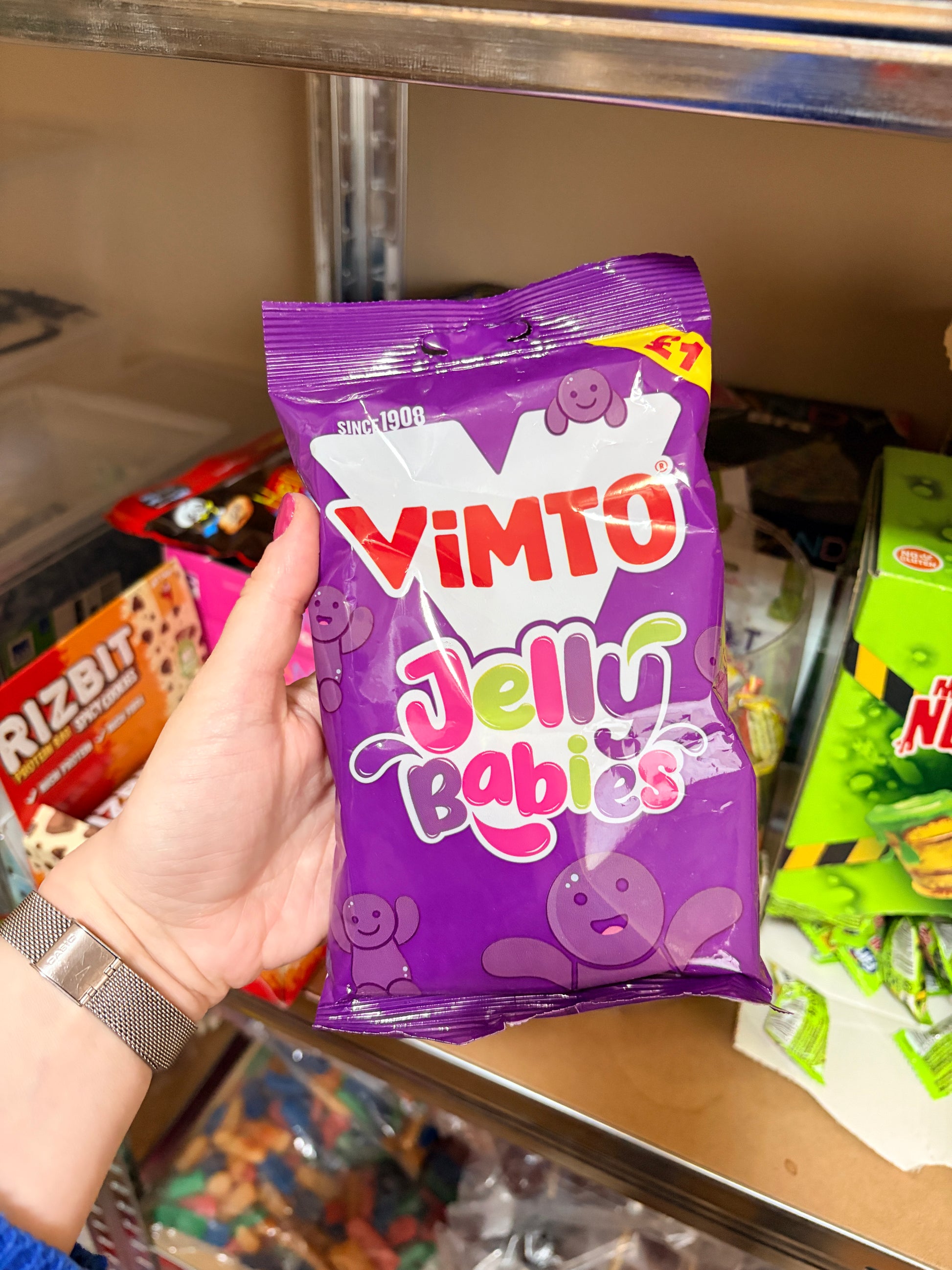 Vimto Gyümölcsös Vimto ízű zselés figurák